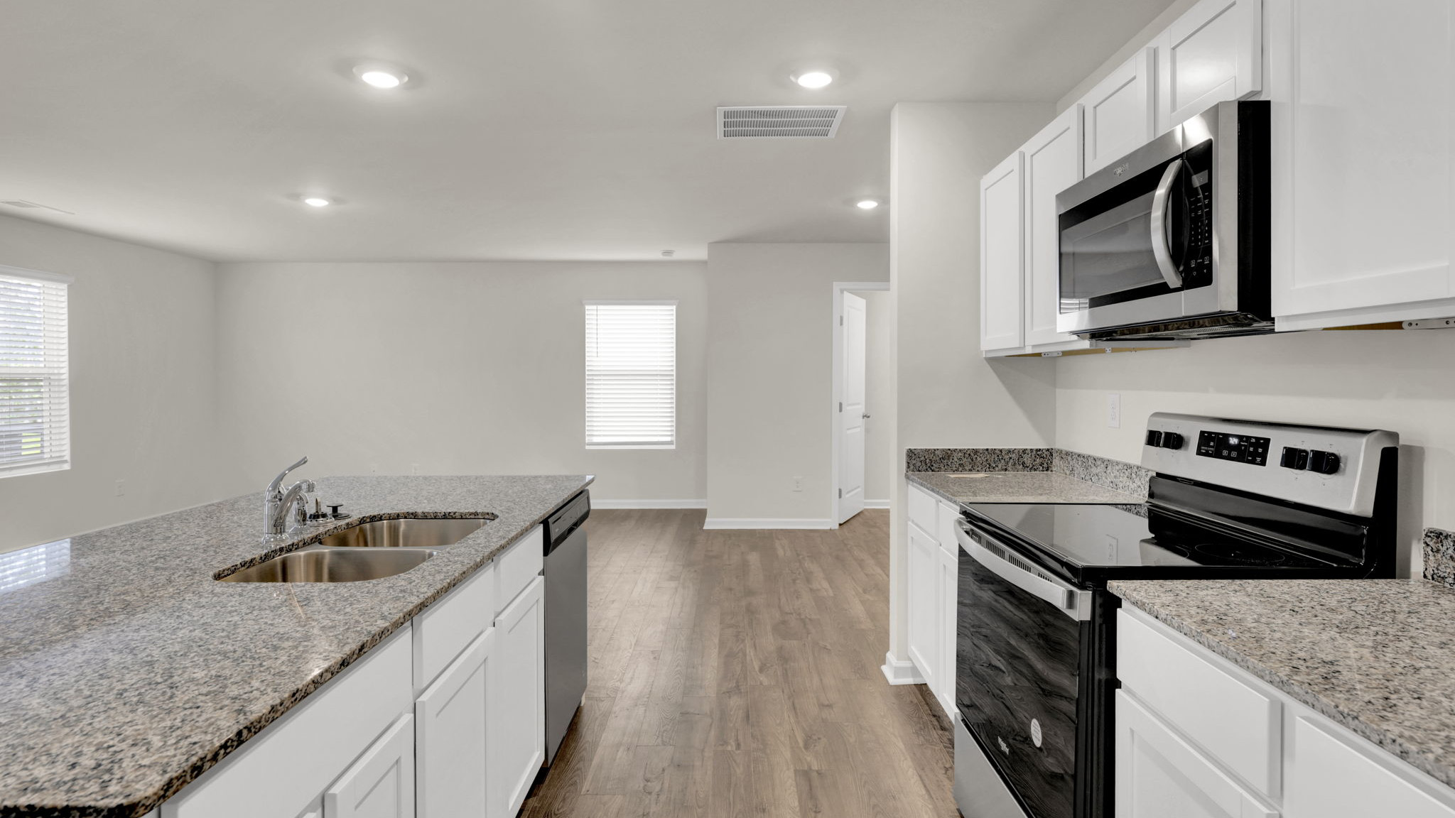 Aisle plan home interior