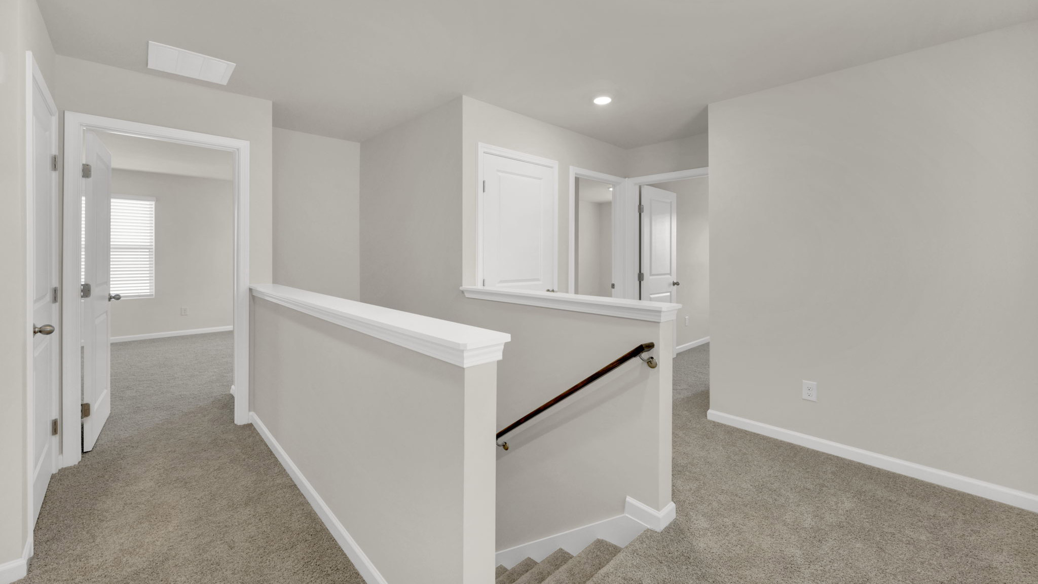 Aisle plan home interior