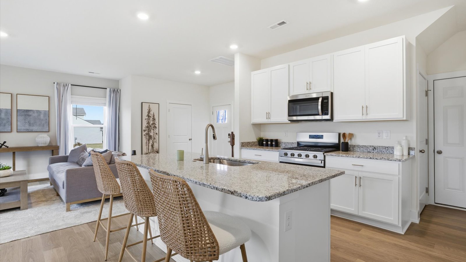 Aisle plan home interior