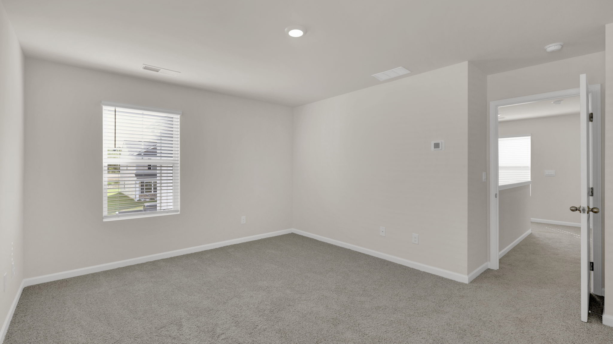 Aisle plan home interior