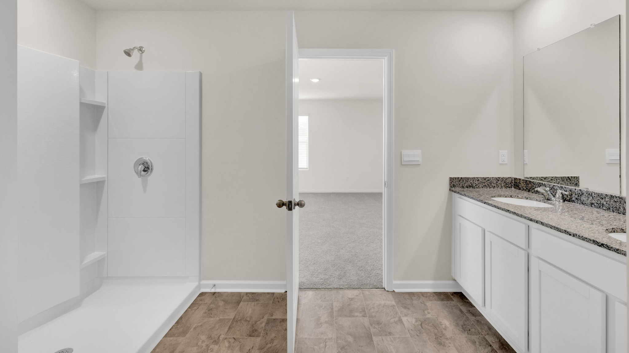 Aisle plan home interior