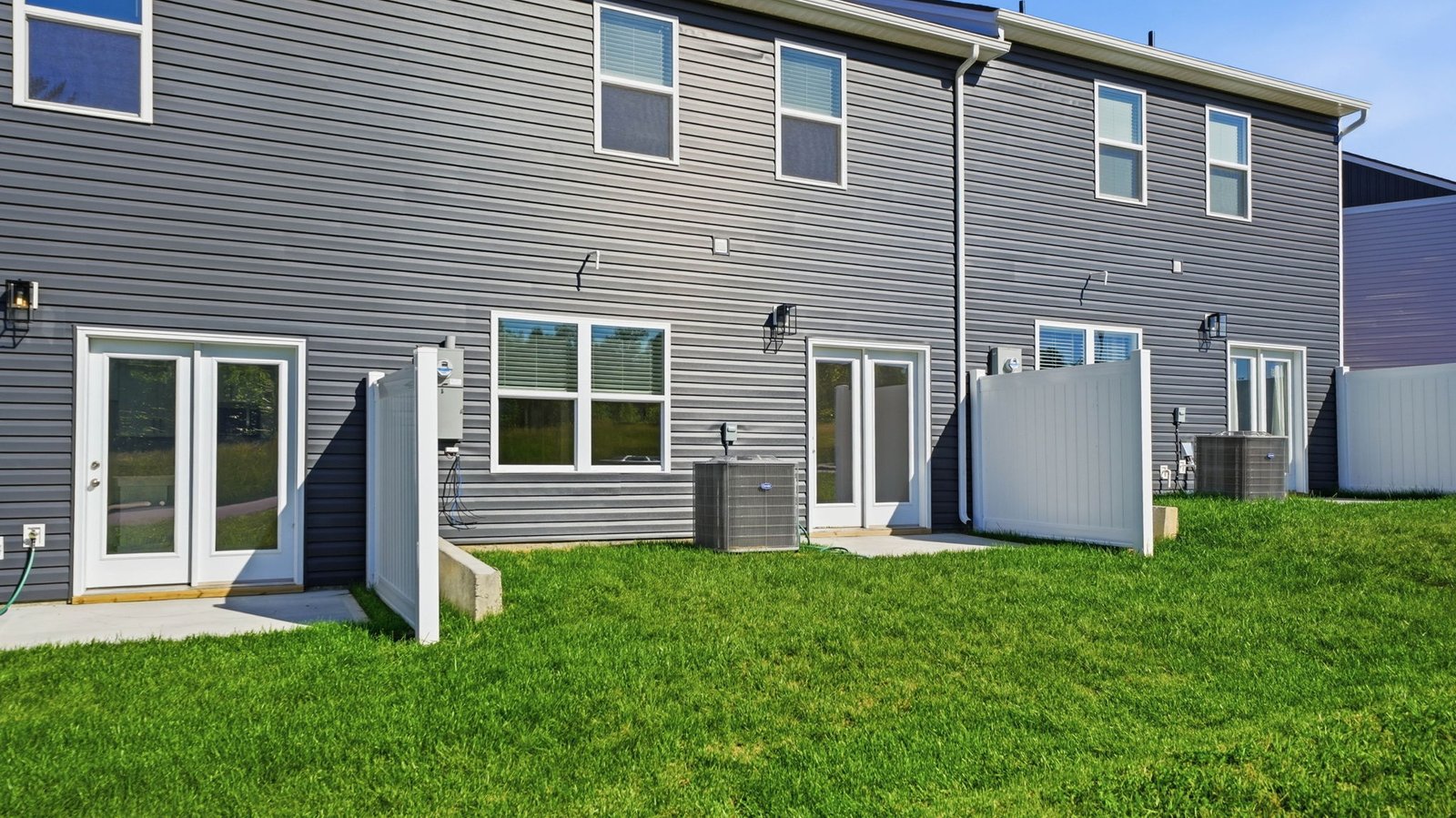 Altamont Exterior