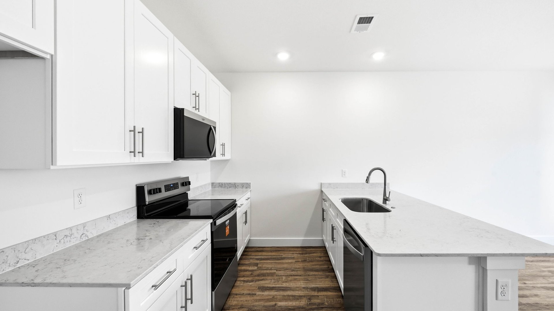 1190 Wenna Way exterior