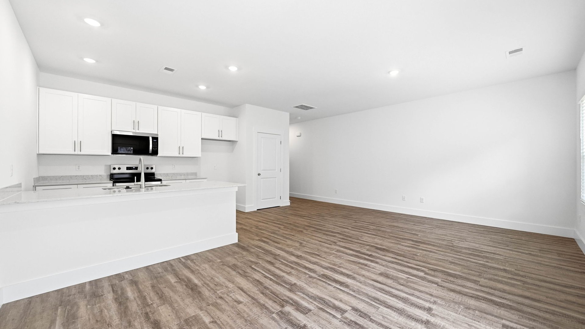 1193 Wenna Way exterior