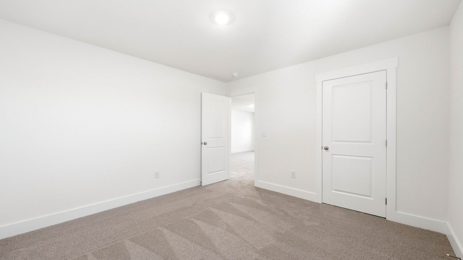 Bedroom with window