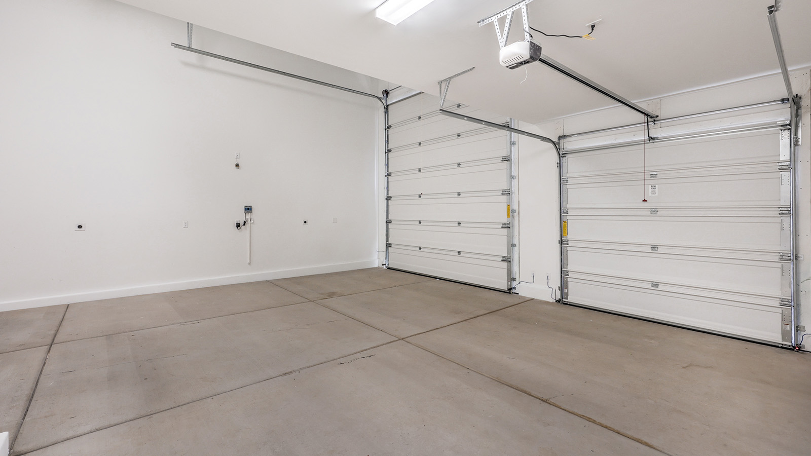 Our Majestic Hills 1870 RV Garage