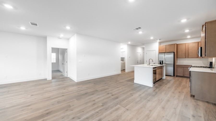 Modern open concept dining and kitchen