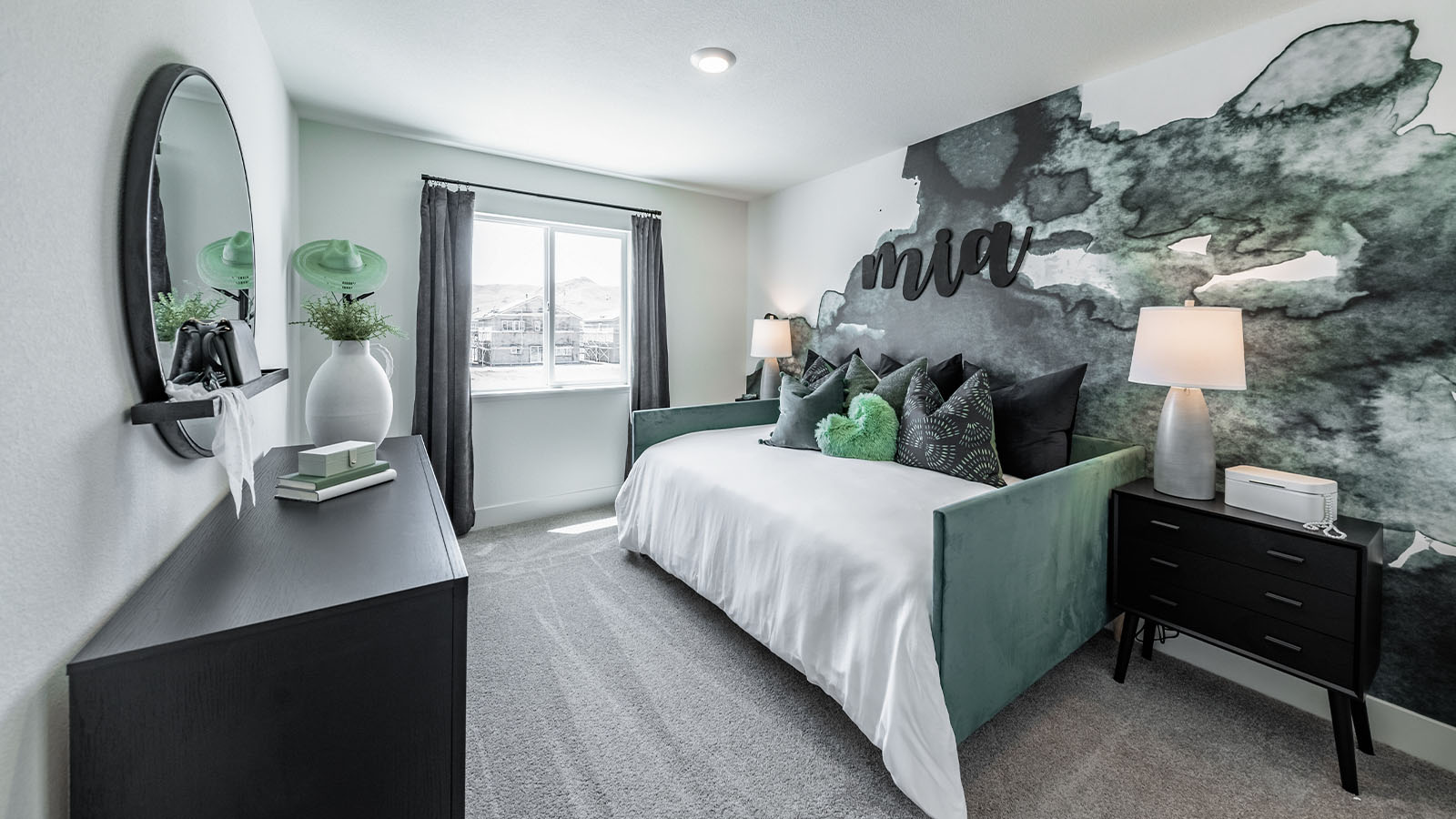 Secondary bedroom decorated for a teen