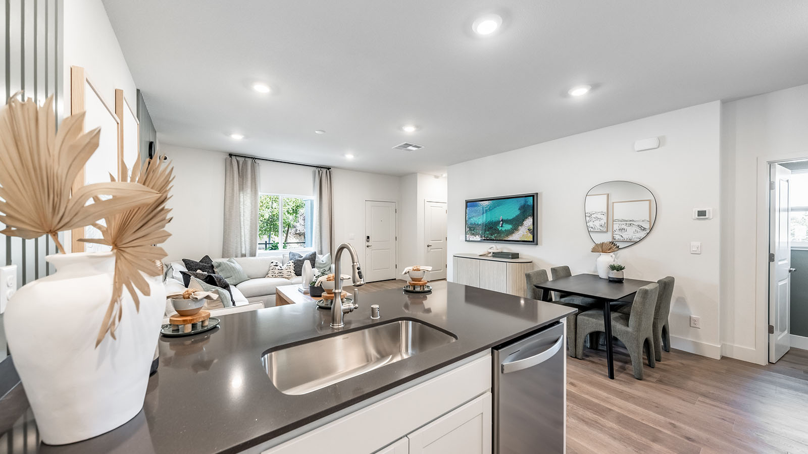 Dishwasher located in kitchen peninsula
