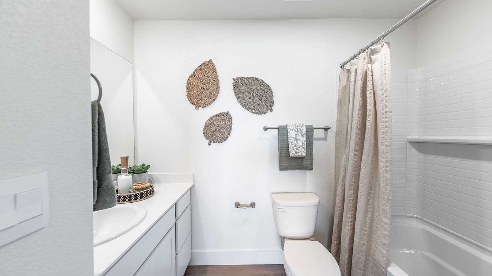 Secondary bathroom with bathtub and shower combo