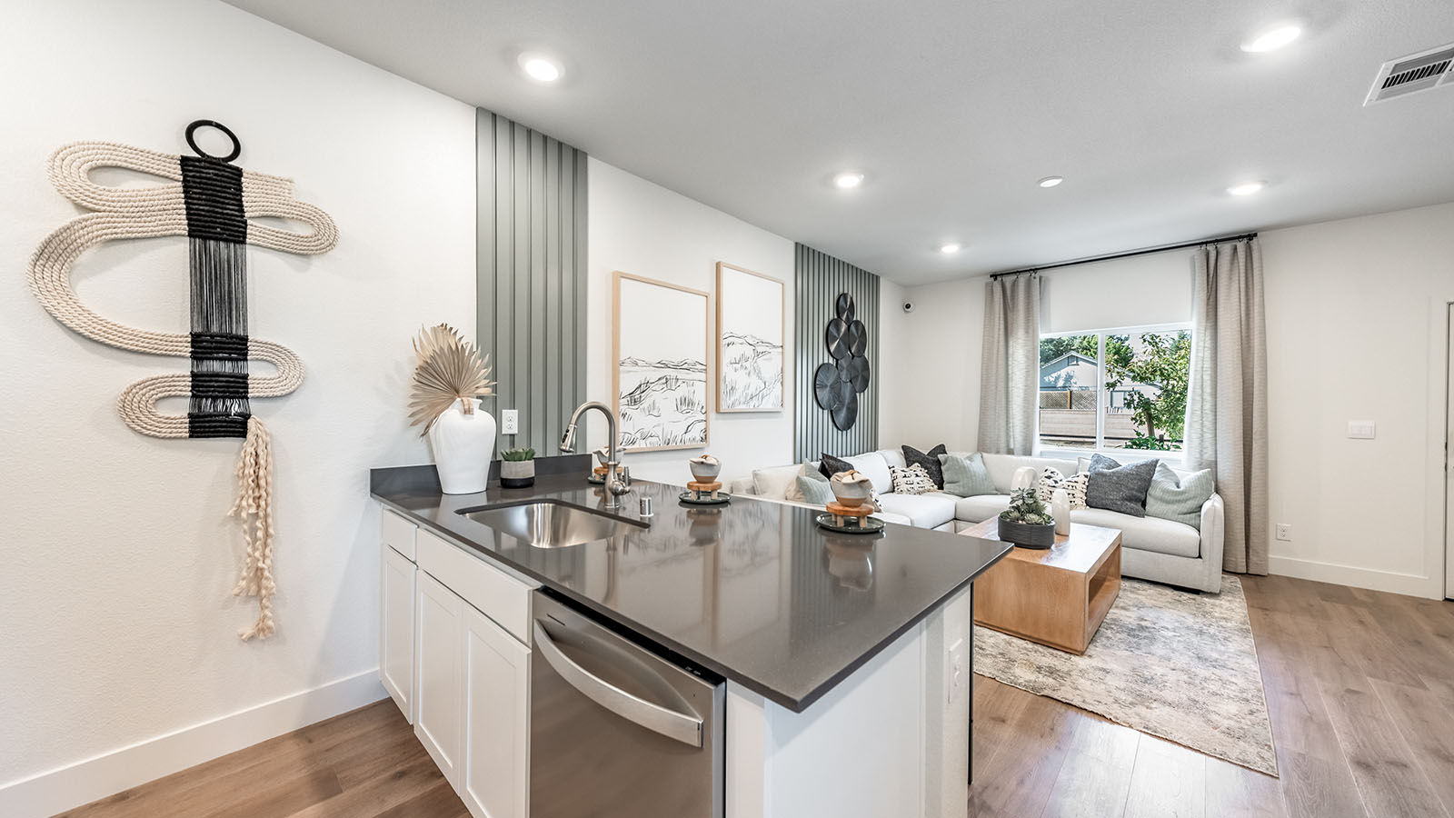 Dishwasher located in kitchen peninsula