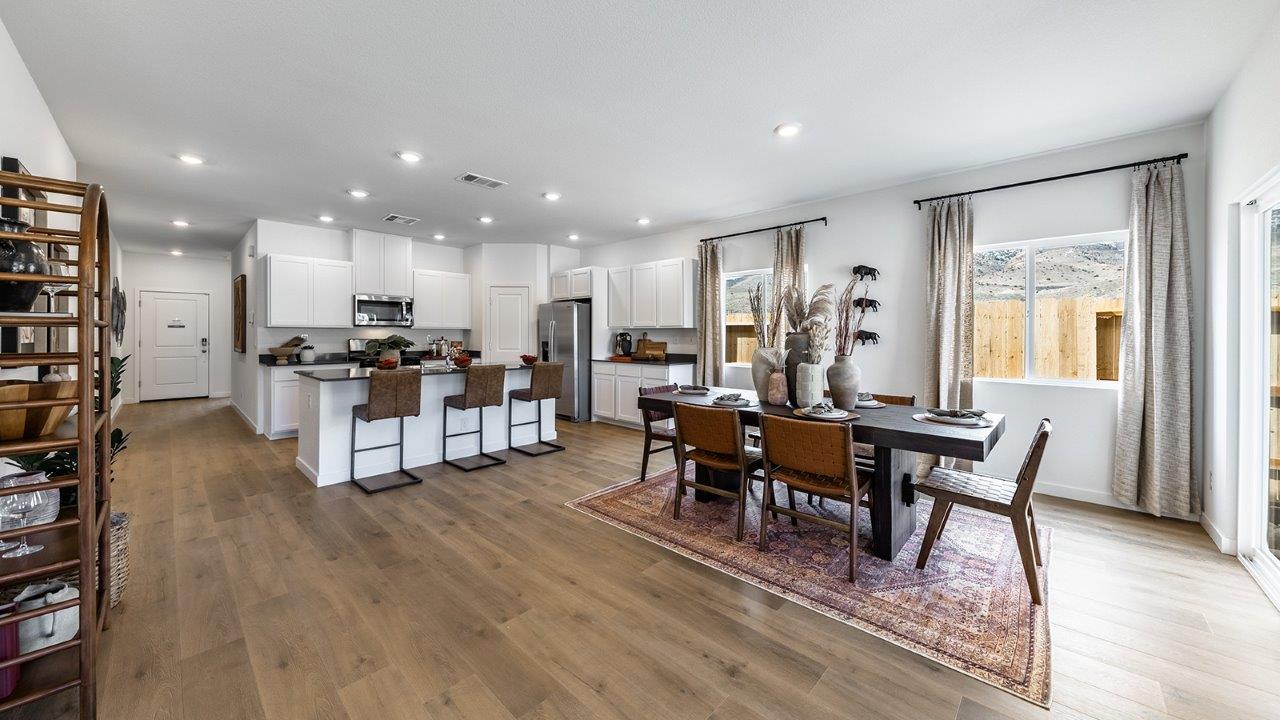 Modern open concept dining and kitchen