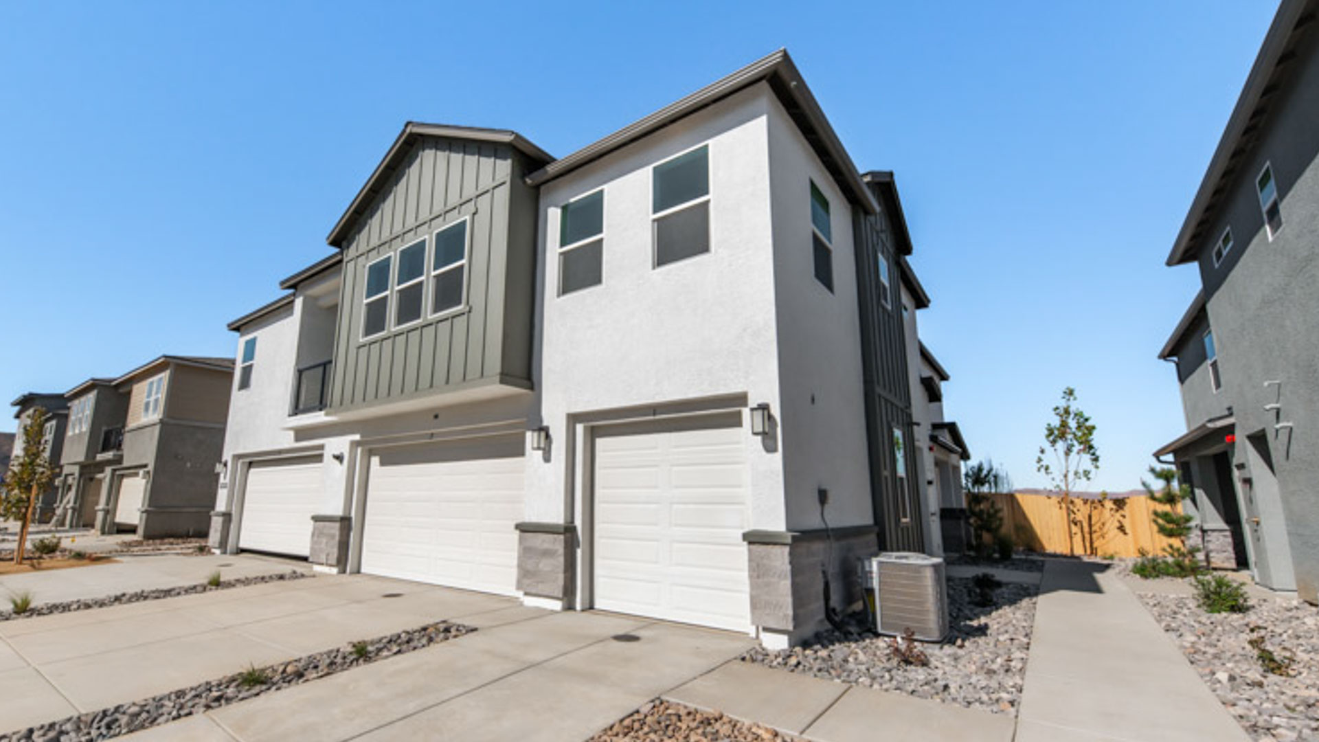 1232 Rocket Street 1 exterior