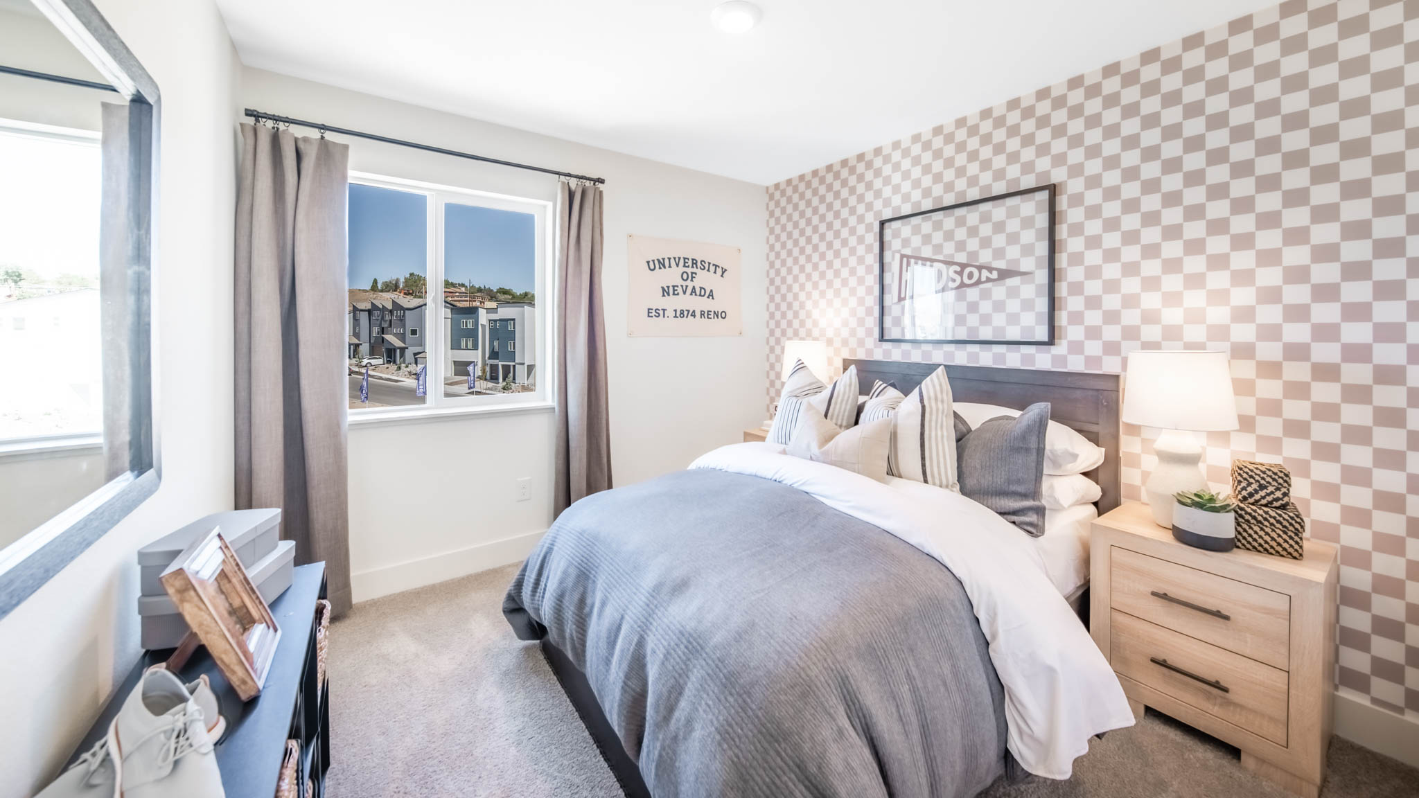 Secondary bedroom designed for a teen
