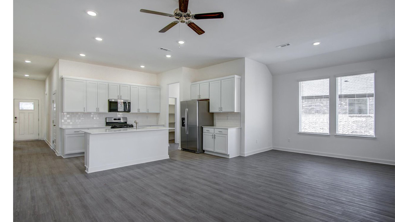 Kitchen/Dining
