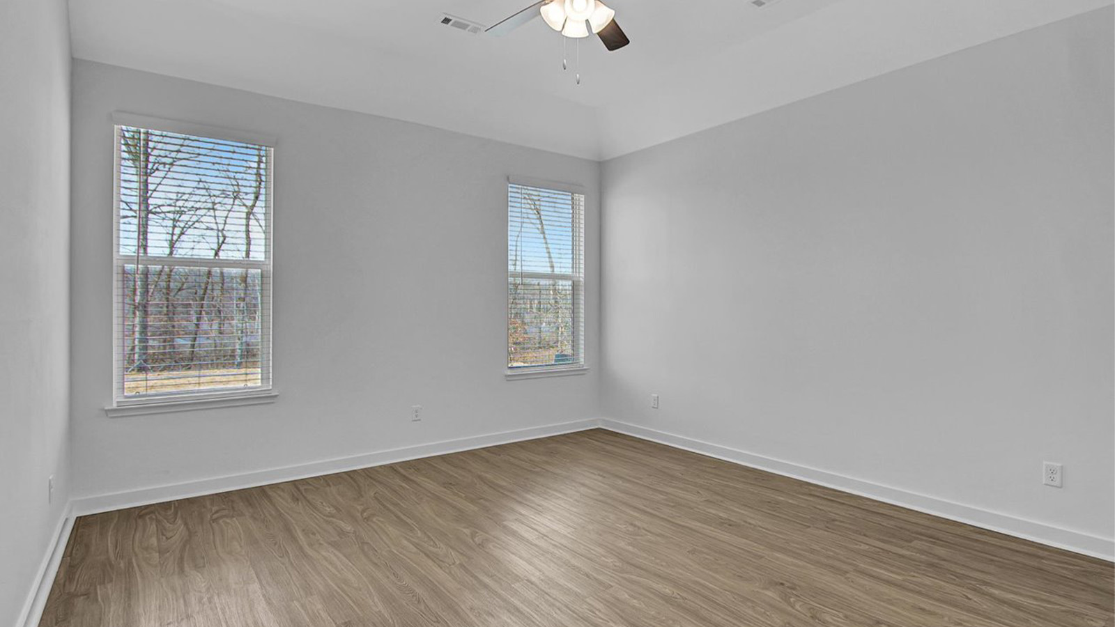 Guest bedroom
