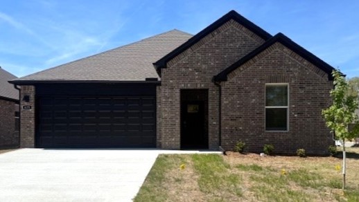 309 Lainey Drive exterior