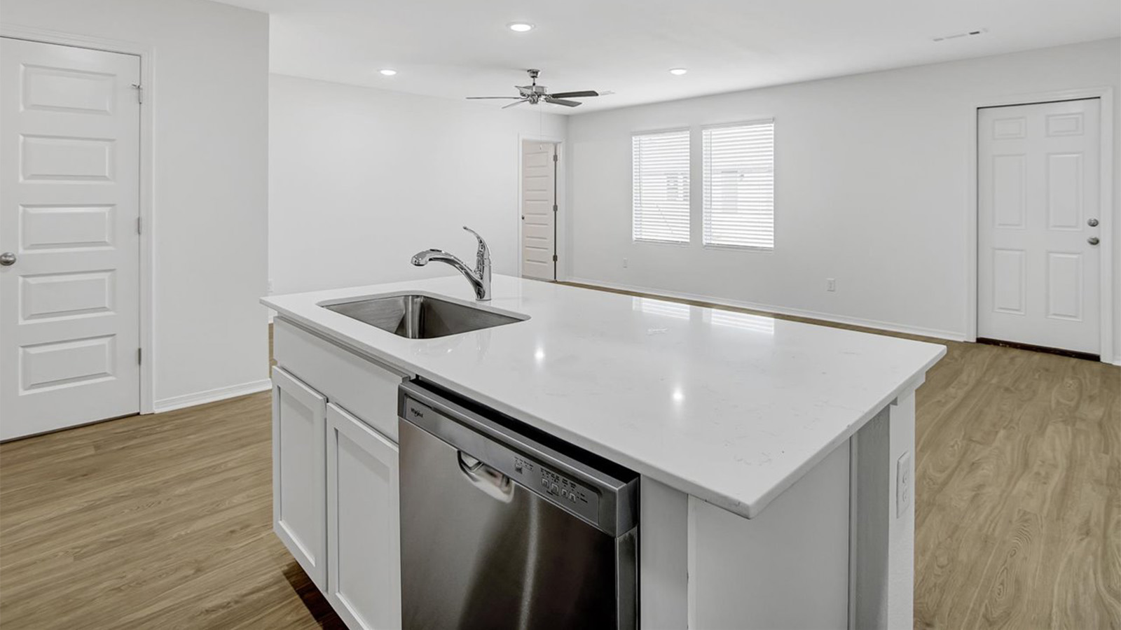 Kitchen bar