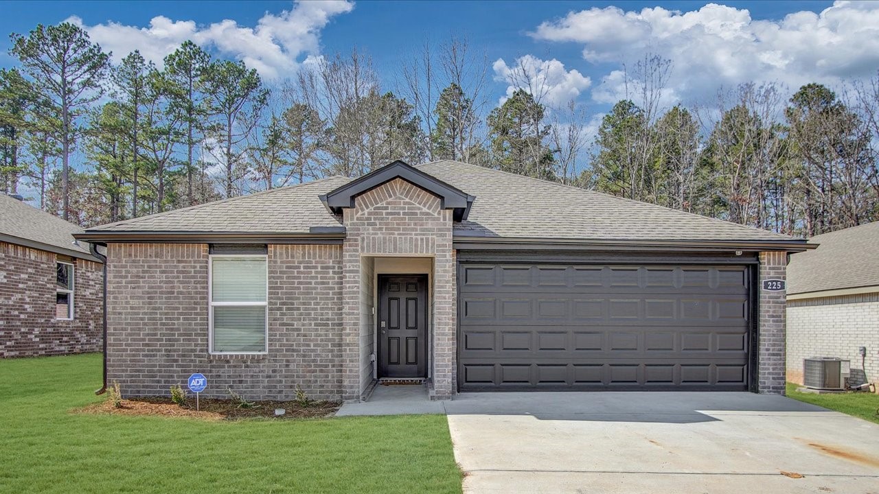 180 Preston Ln exterior