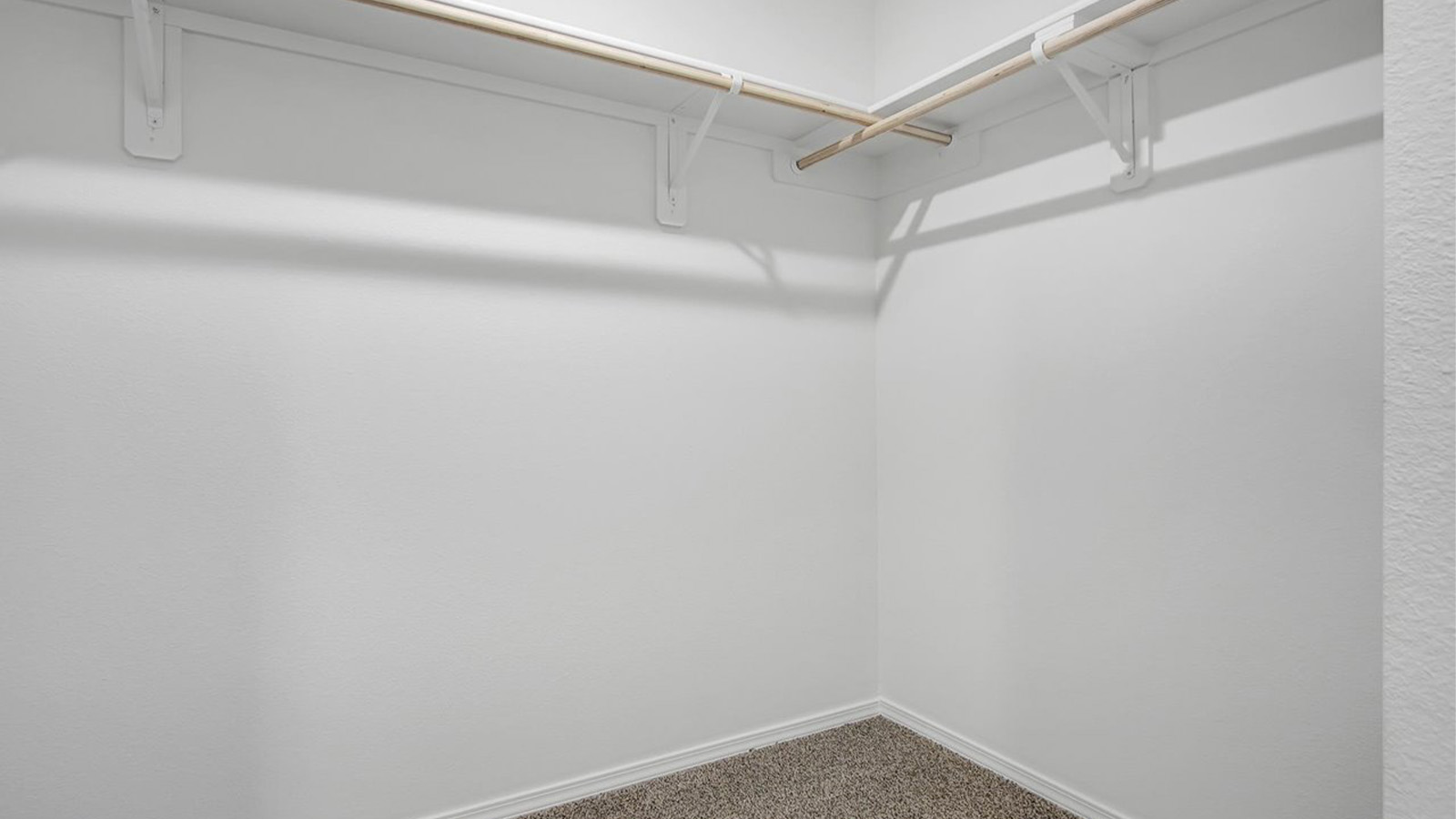 Walk in closet