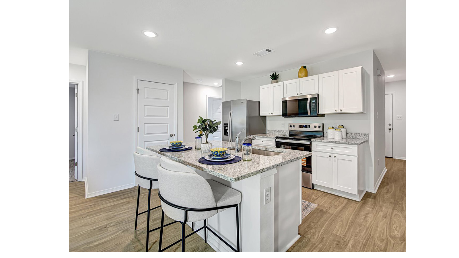 Kitchen bar