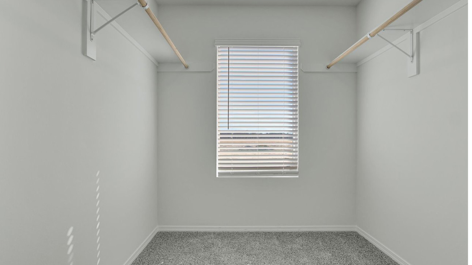 walk in closet
