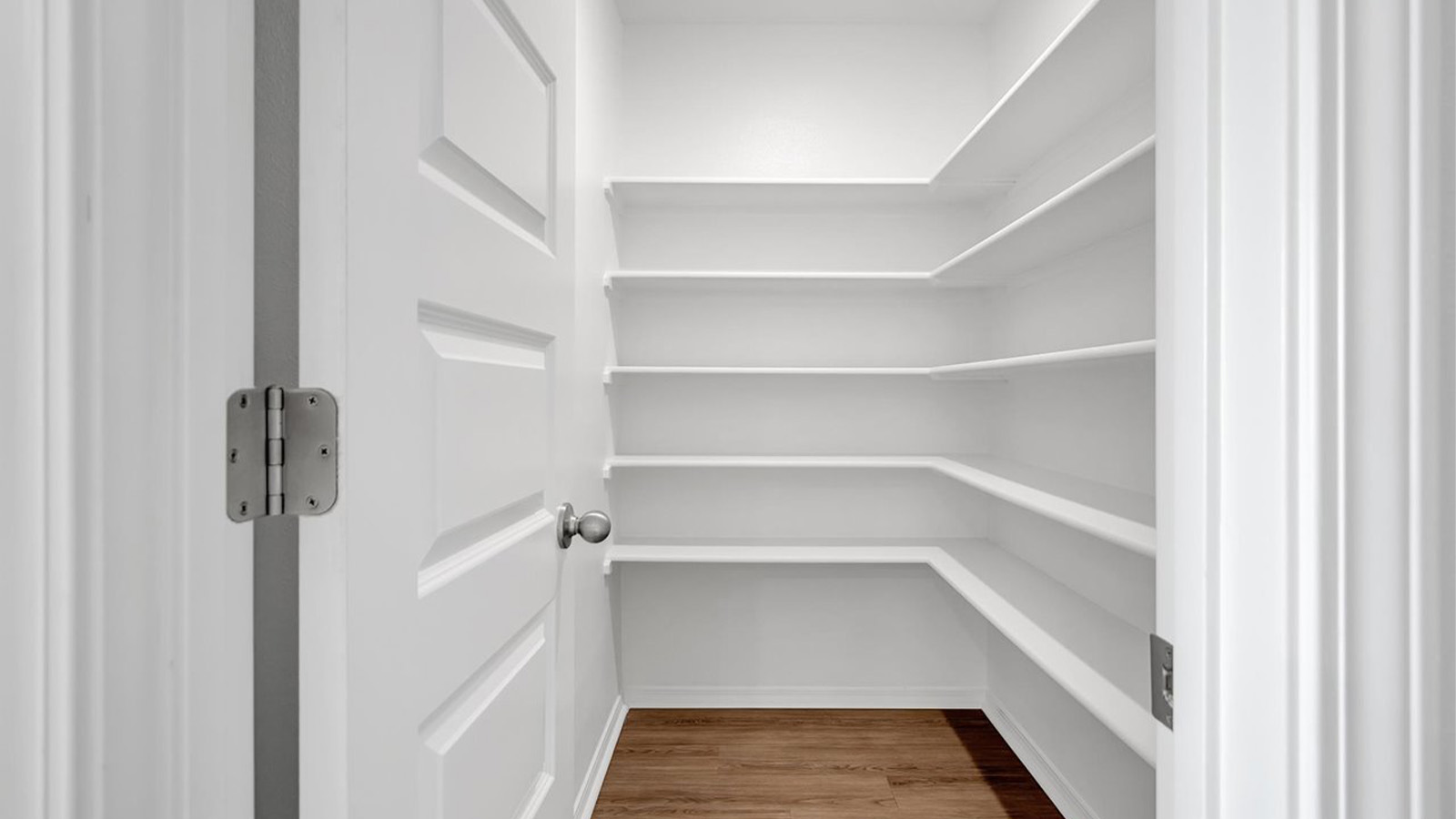 walk in closet