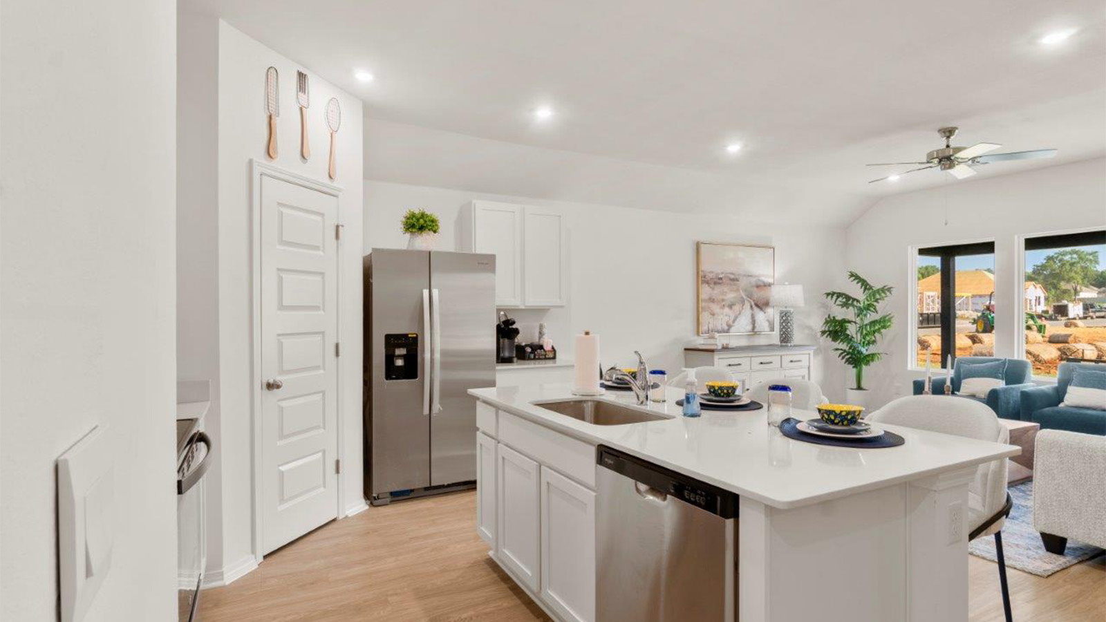 Island Kitchen Living