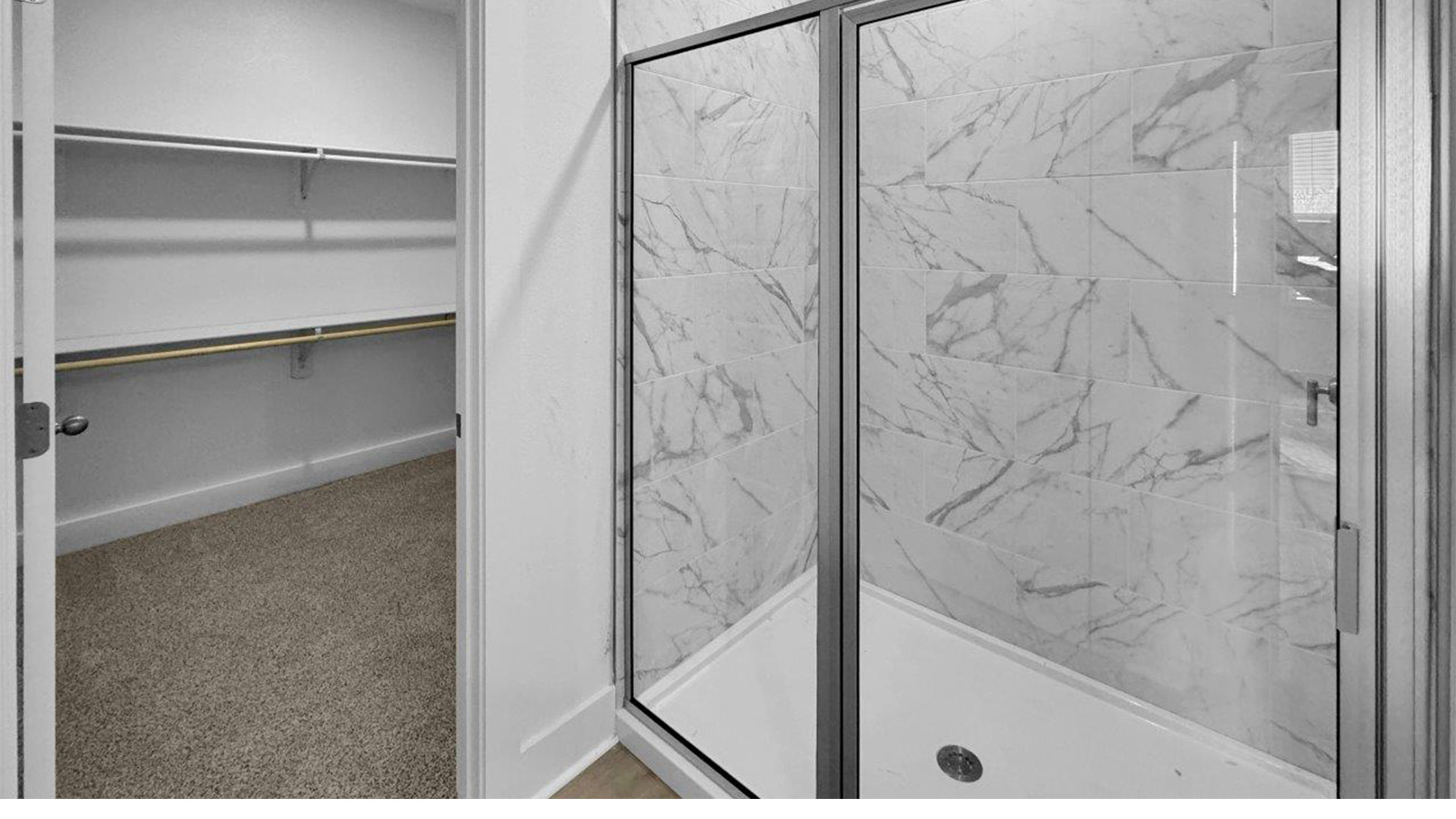 Bathroom Shower Closet