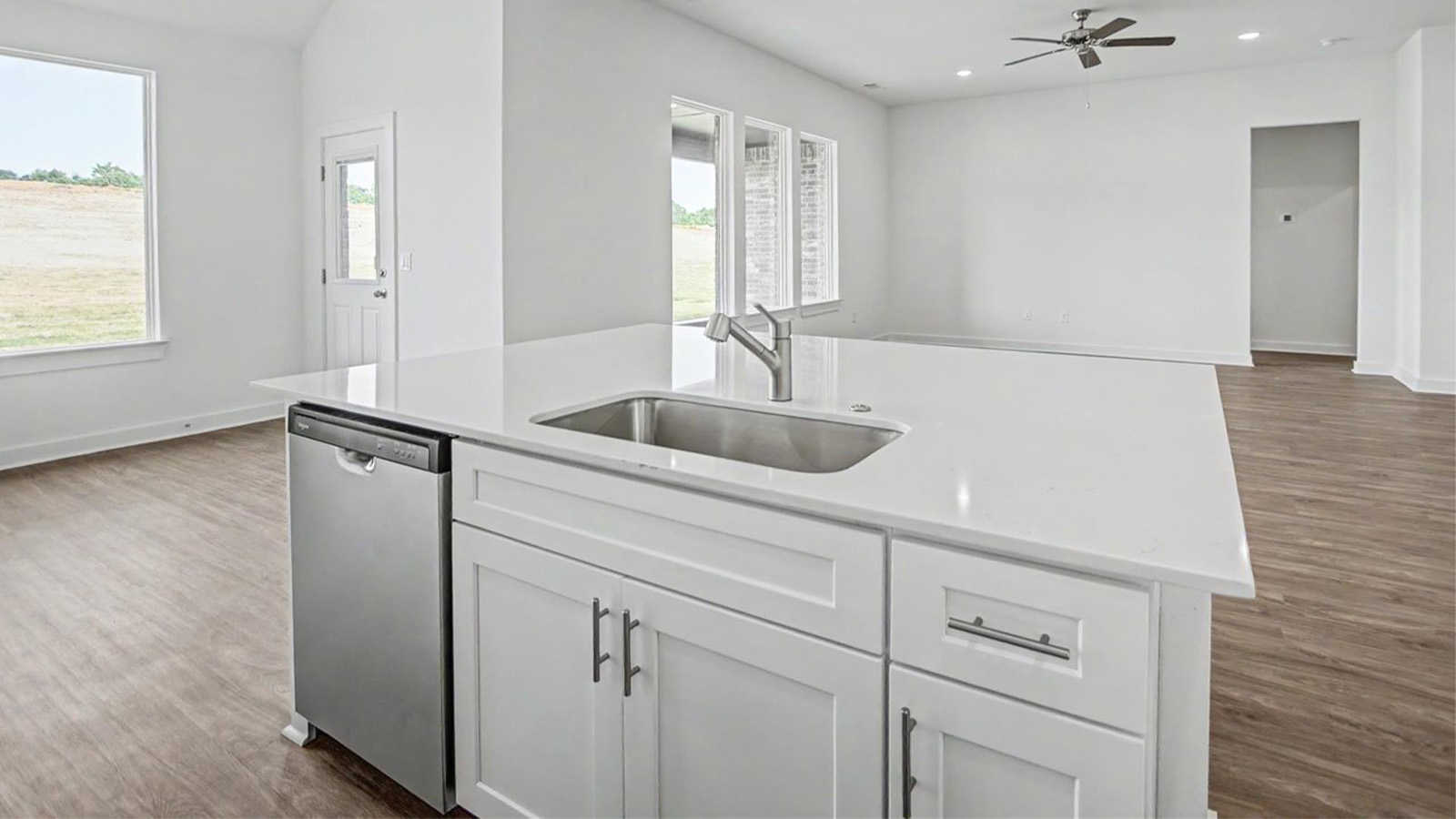 Kitchen bar