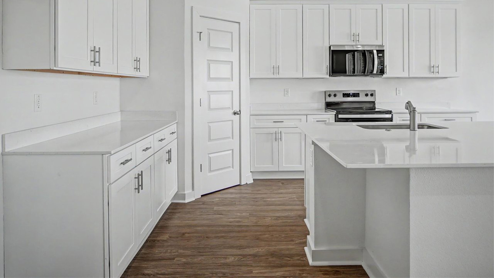 Kitchen pantry