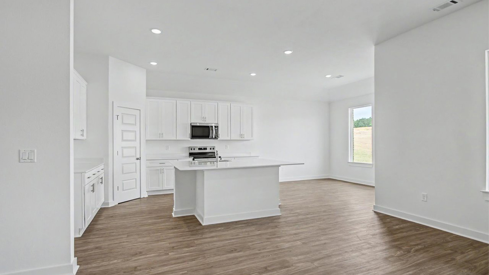 Kitchen bar