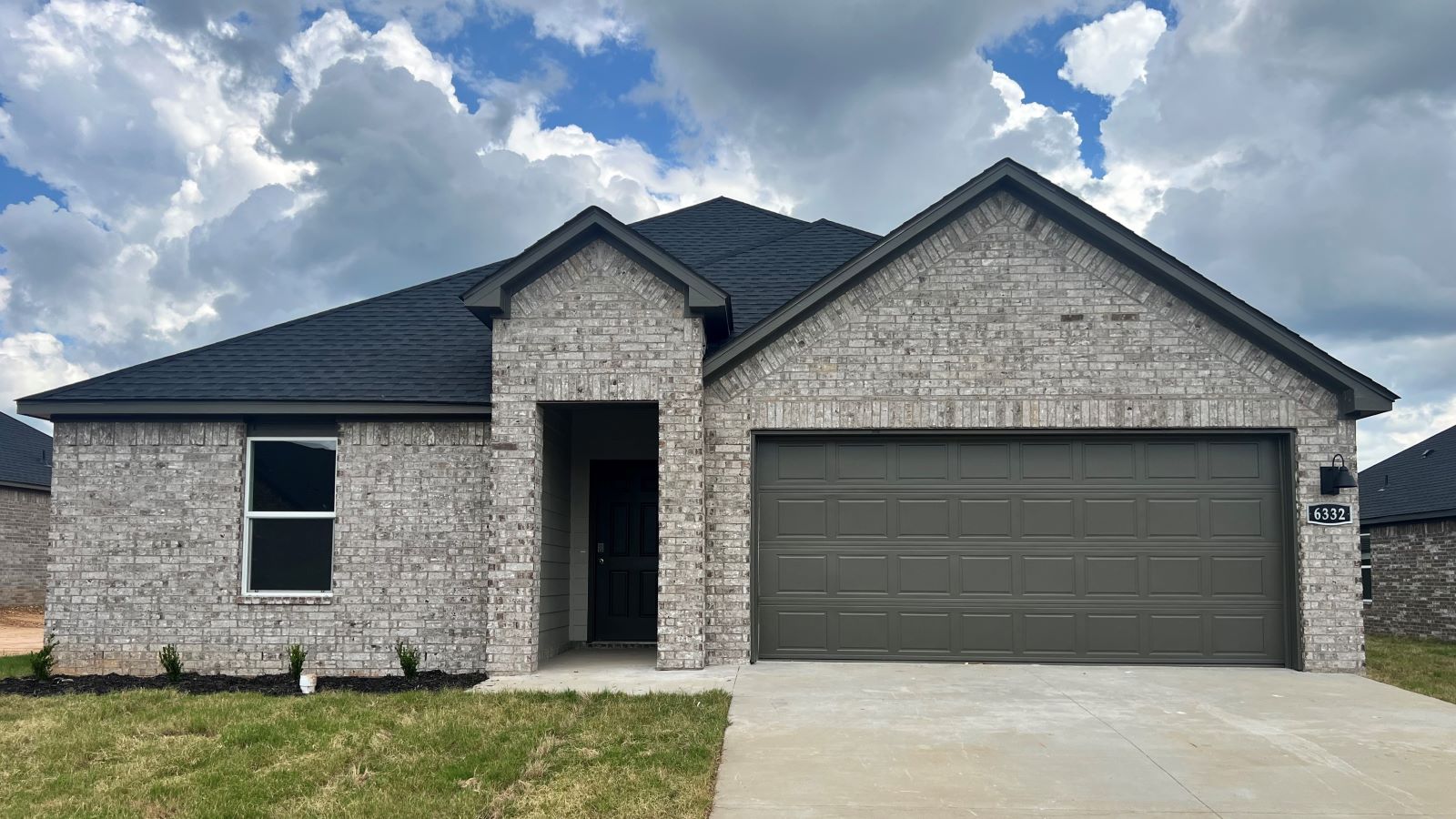 44 Wolfsbridge Loop exterior