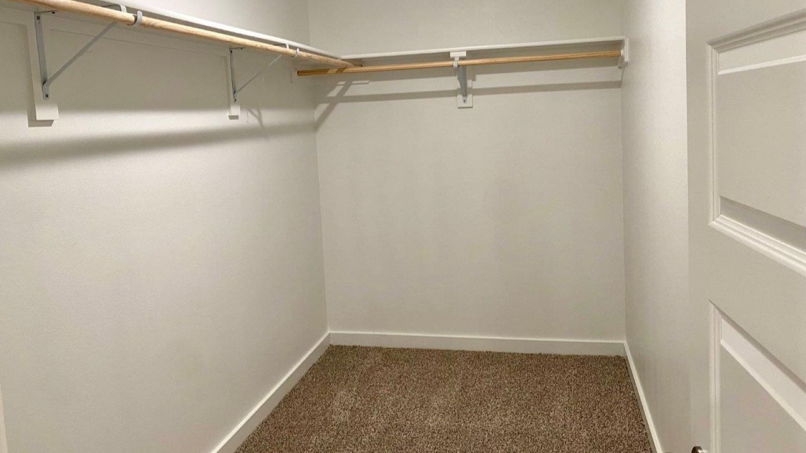 walk in closet