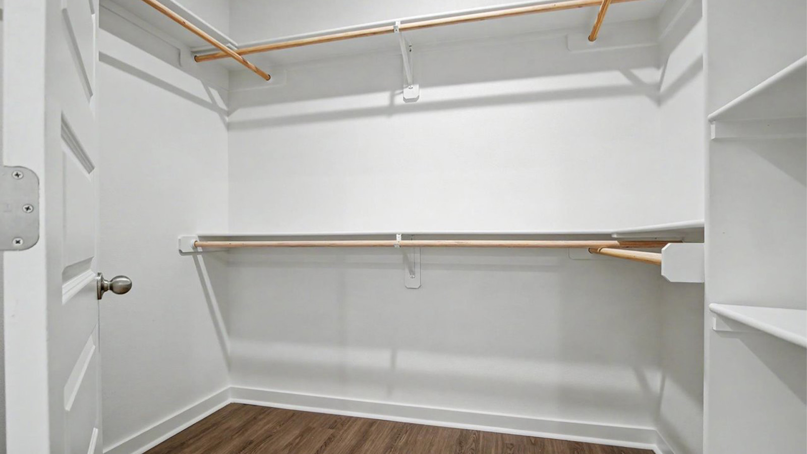 walk in closet