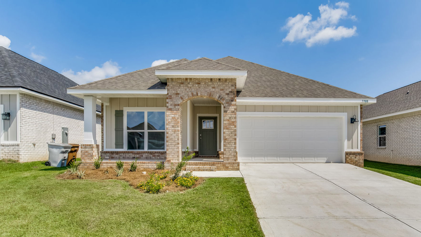 The Lamar C5 with brick exterior