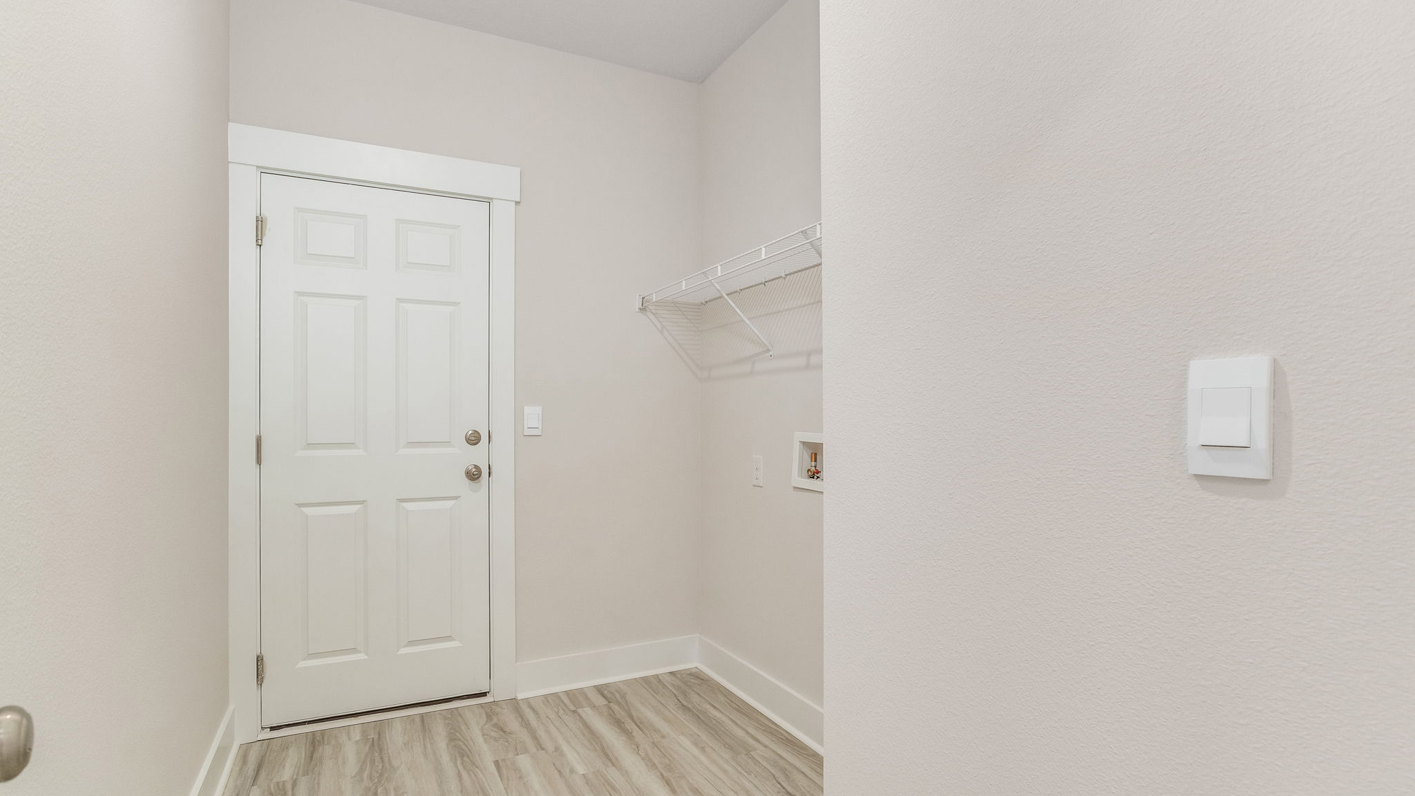 The Oakley floorplan laundry room