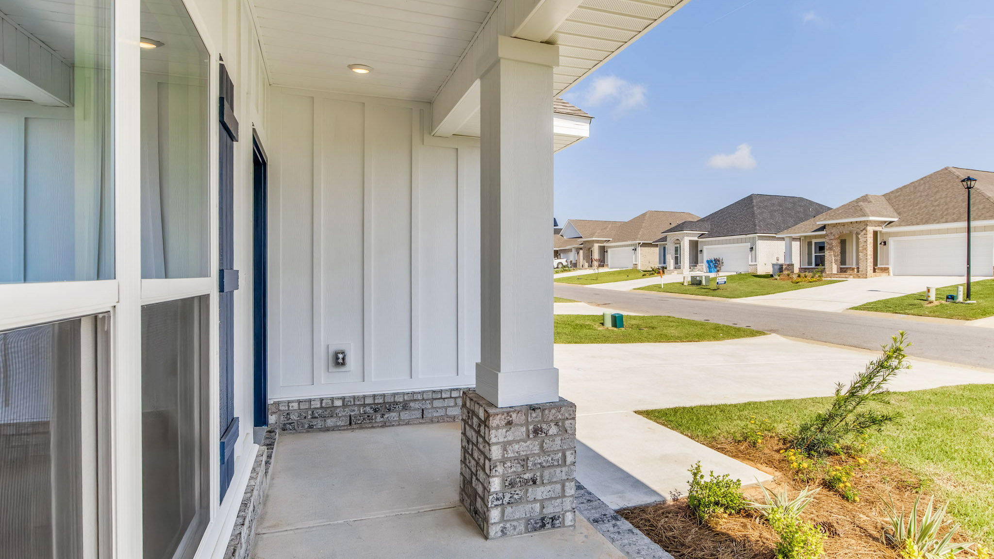 The Oakley with brick exterior