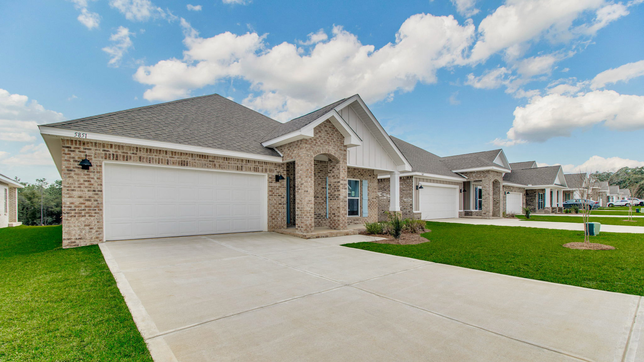 The Rhett D4 with brick exterior