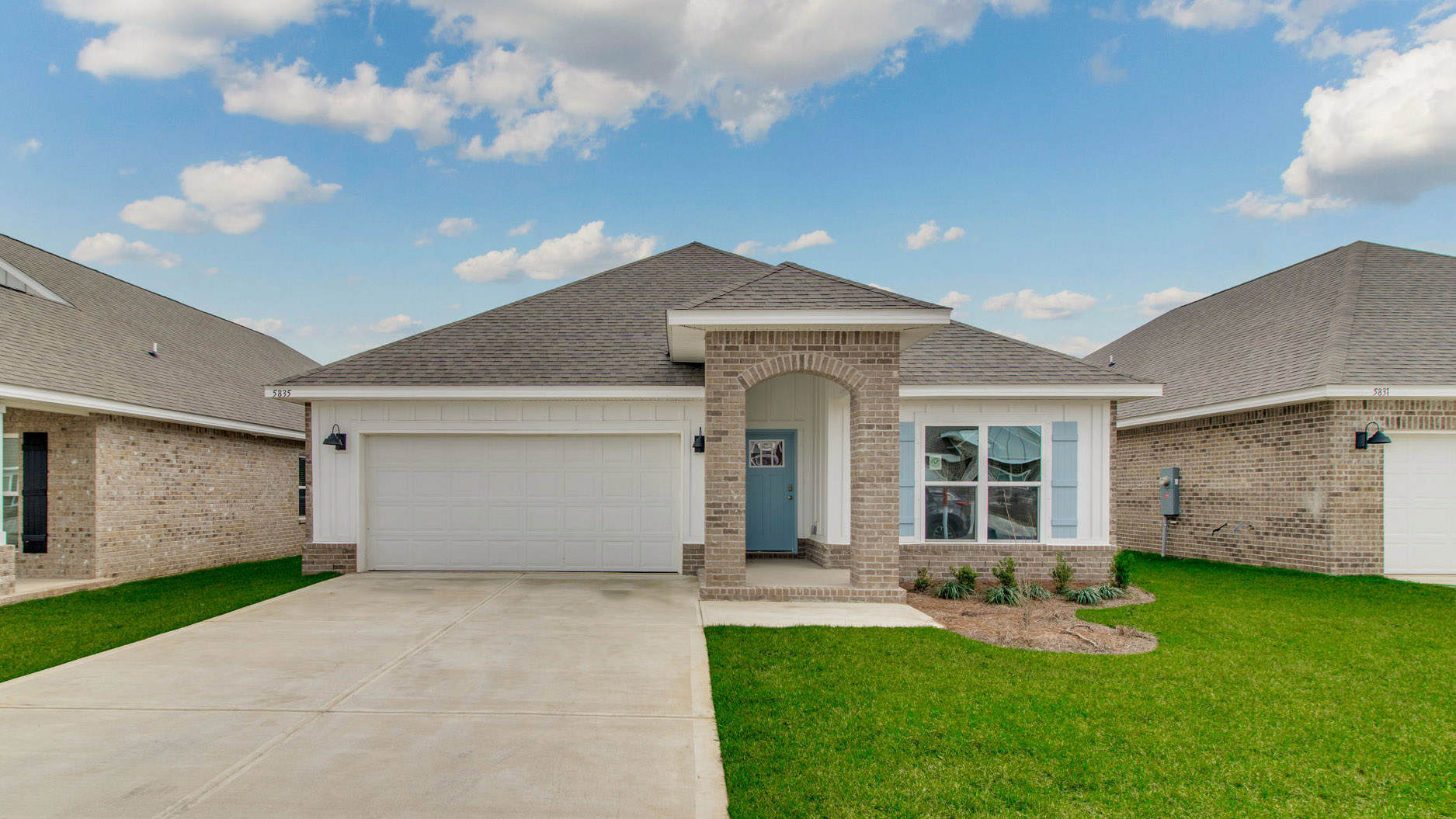 The Rhett C5 with brick exterior at Marlin Place