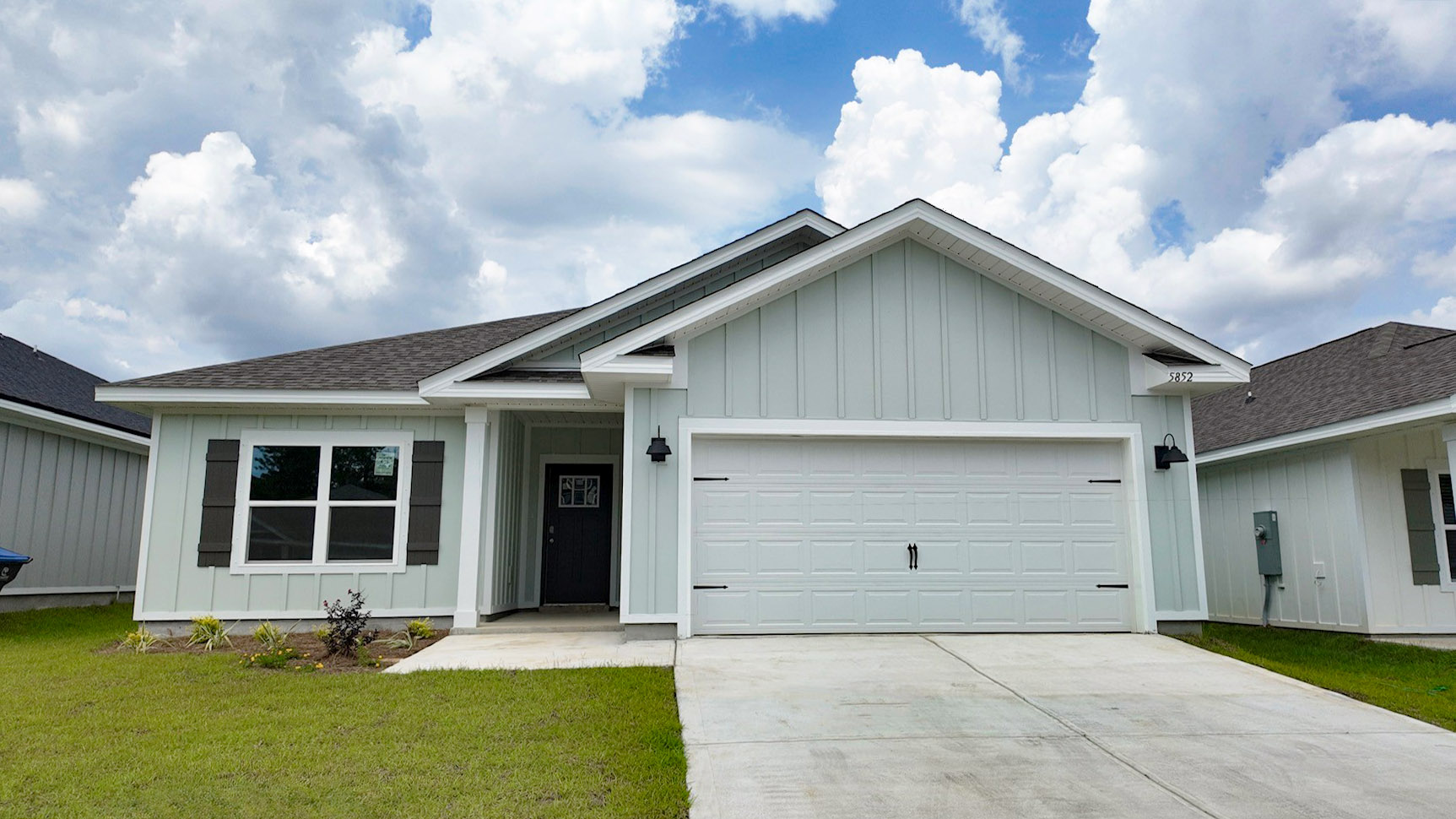 5852 TRIPLETAIL DR exterior