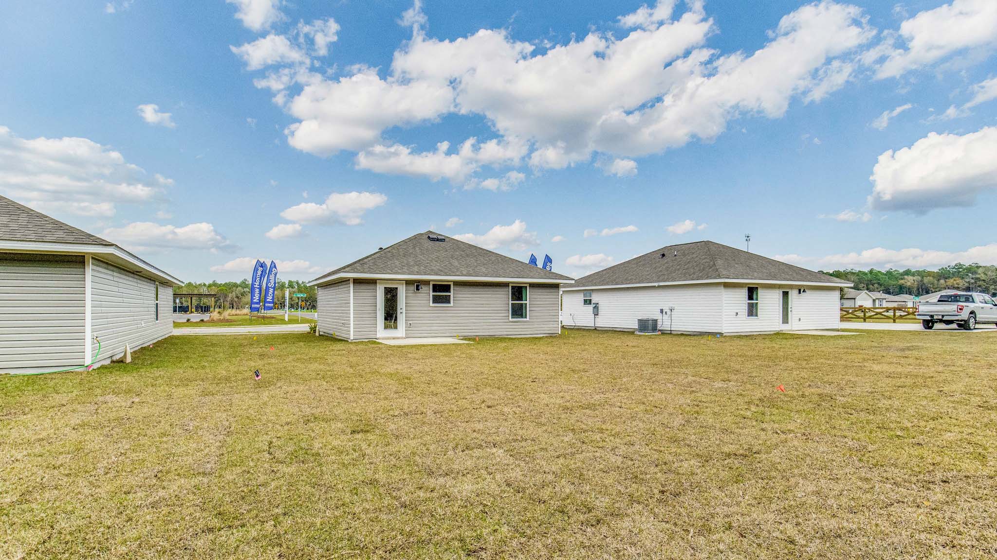 The Allanton with vinyl exterior