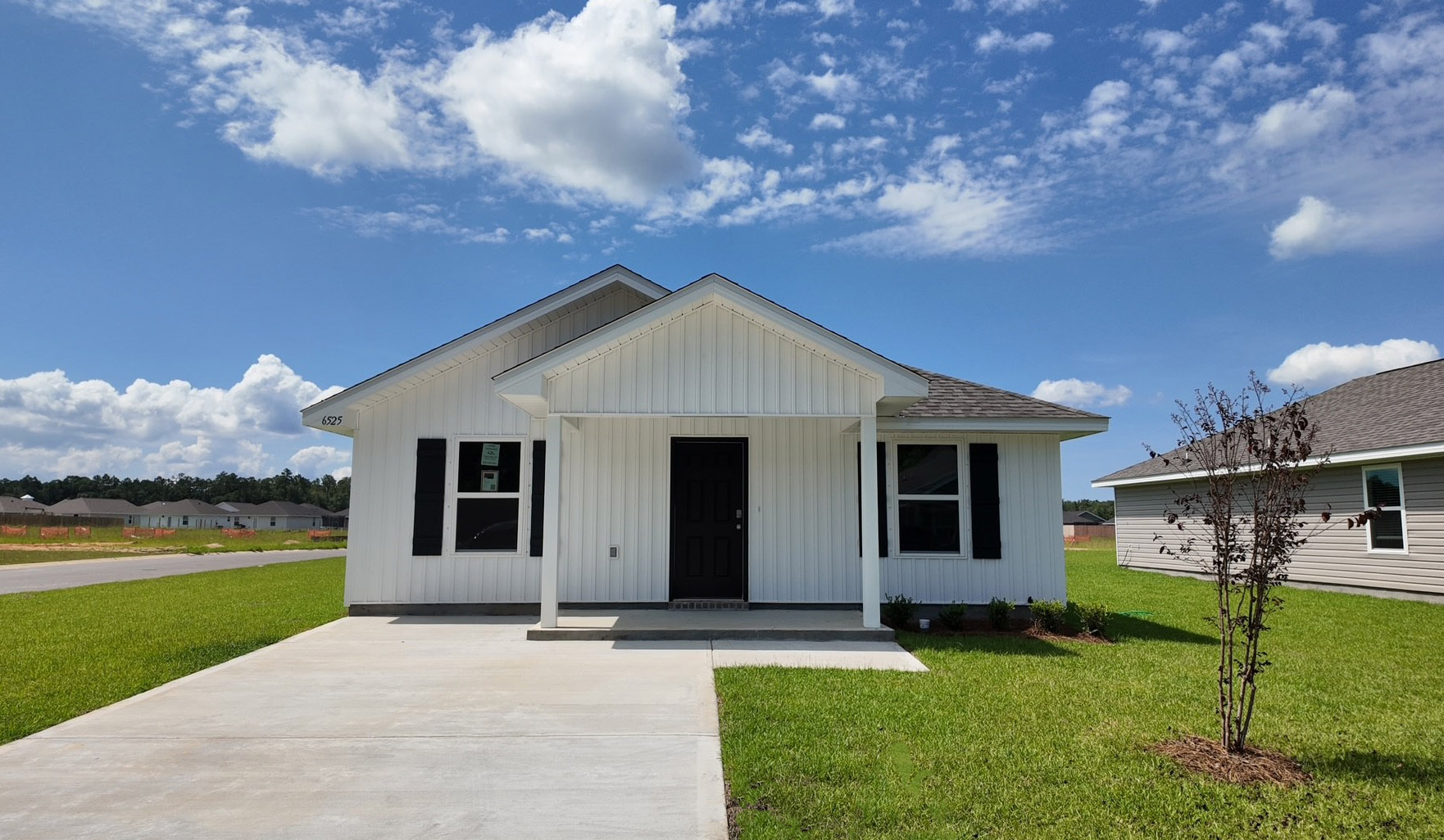 6525 FIREFLY DR exterior