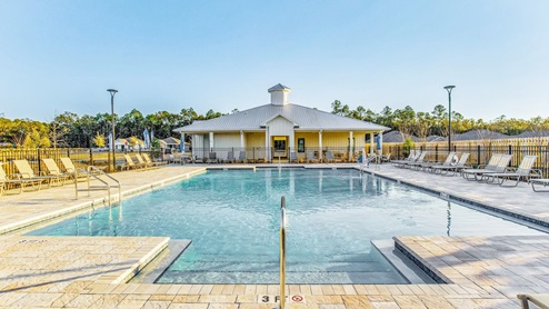 Rivers Cove community club pool