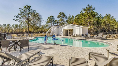 Heritage Plantation Community Pool and restrooms