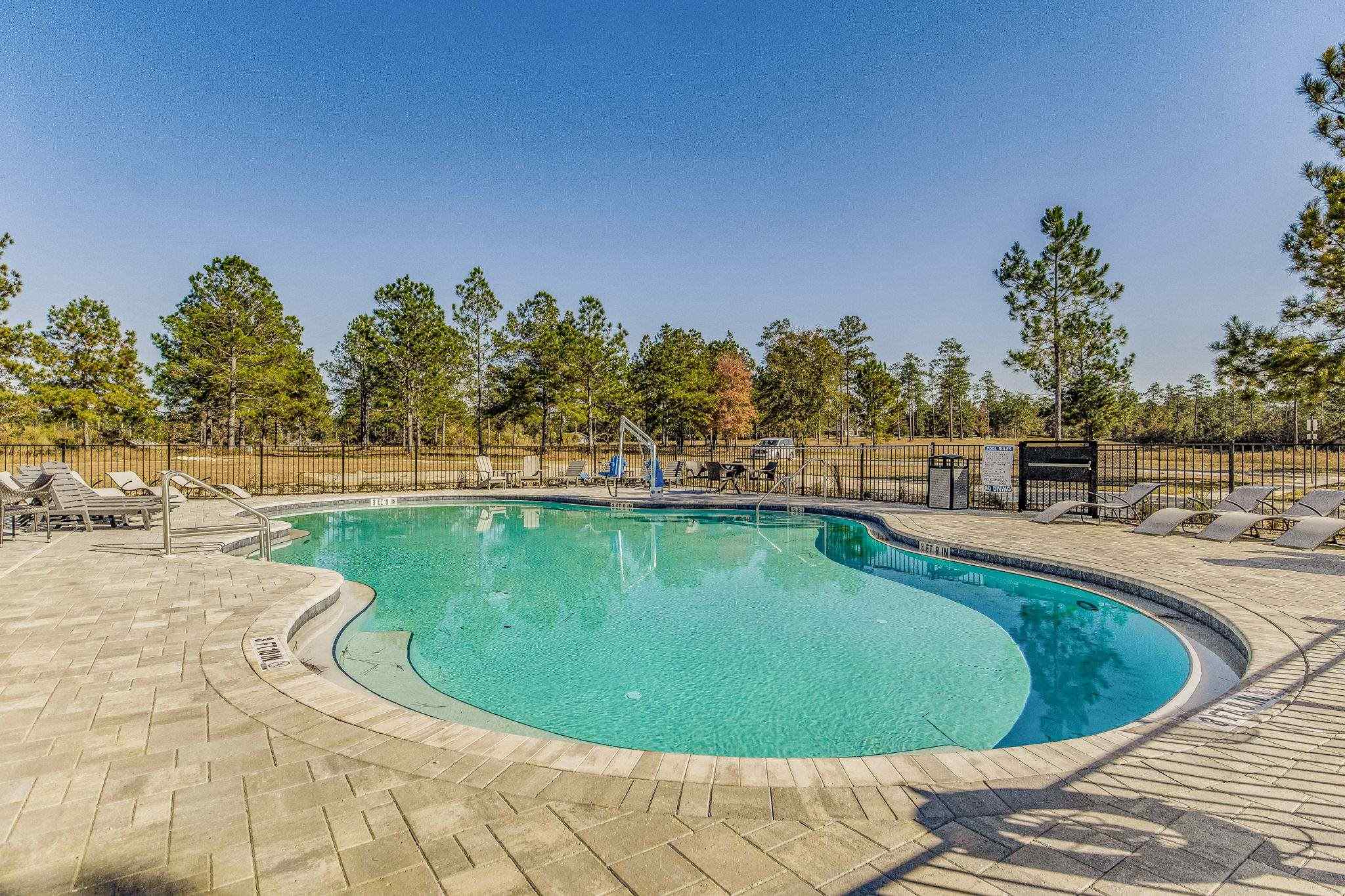 New Homes in Heritage Plantation Laurel Hill, FL D.R. Horton