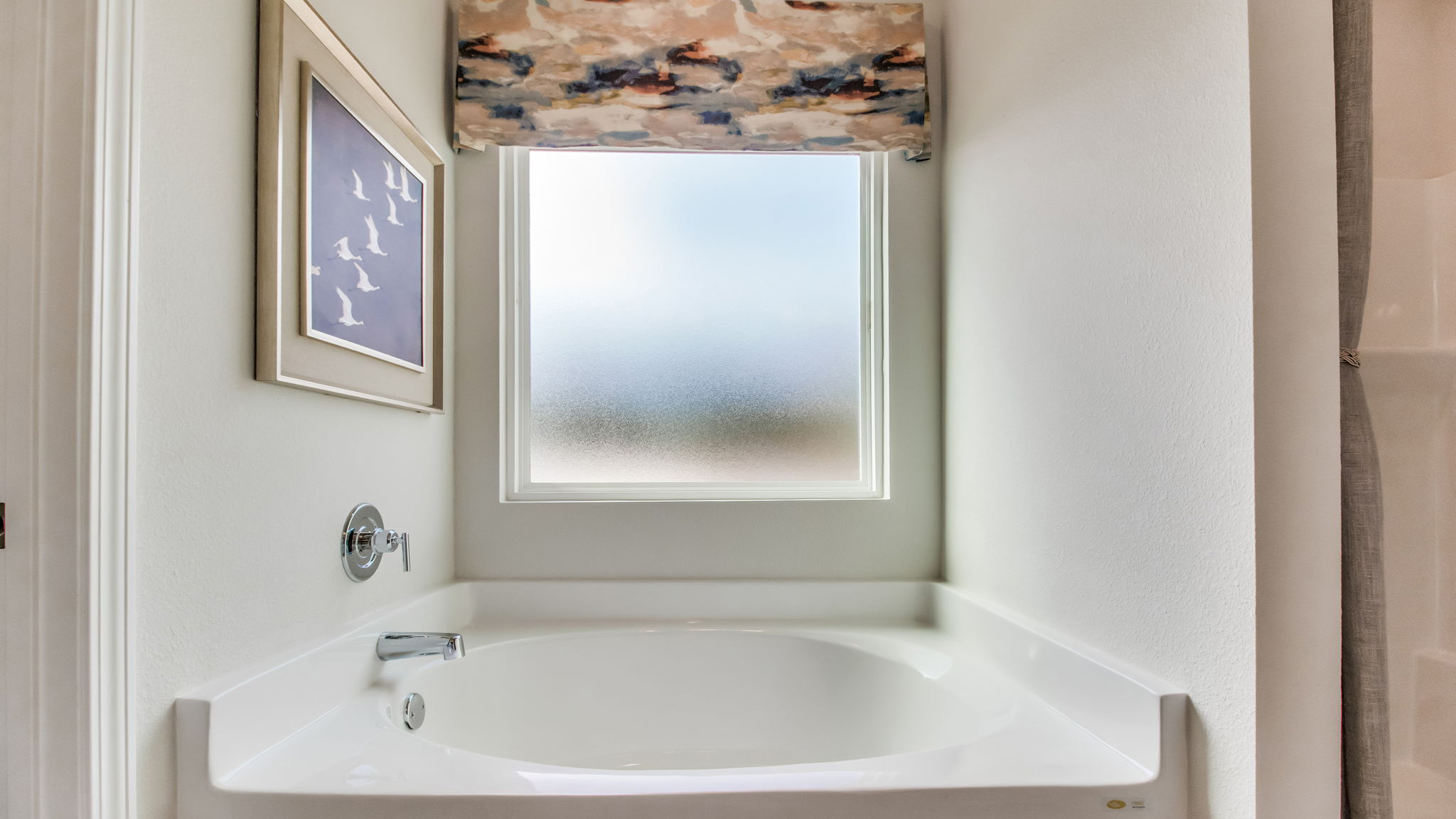 The Belfort floorplan primary bathroom with soaking tub