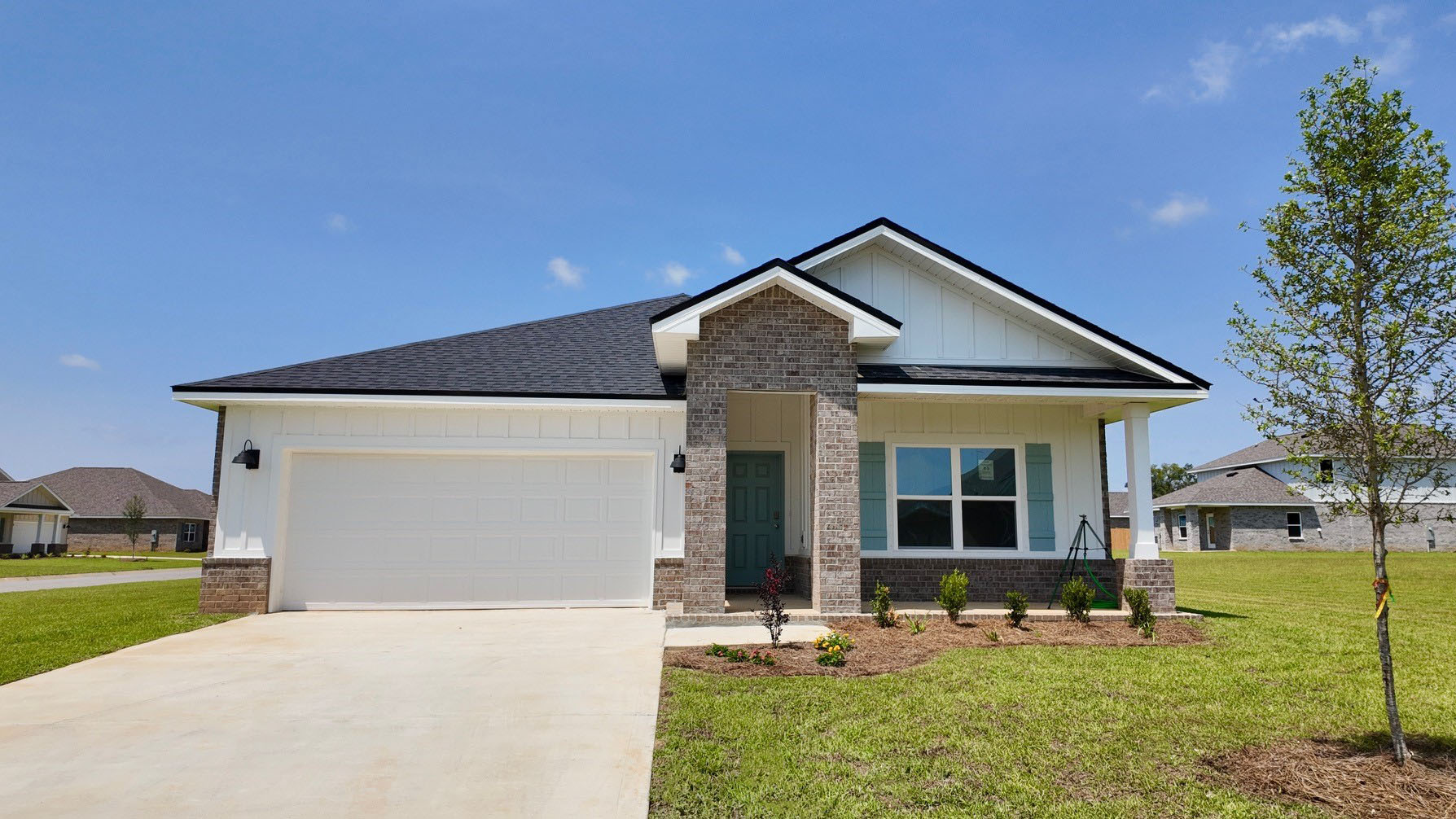 4958 Gaineswood Dr exterior