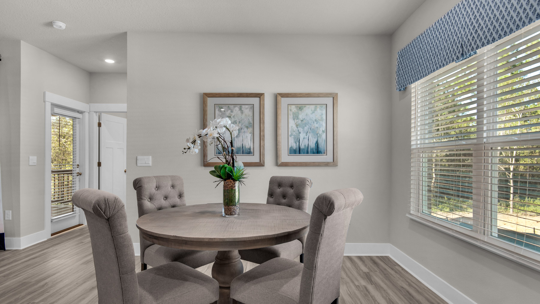 The Destin floorplan breakfast nook