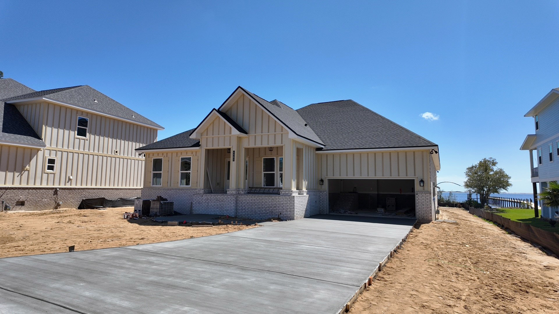 4983 Soundside Drive under construction